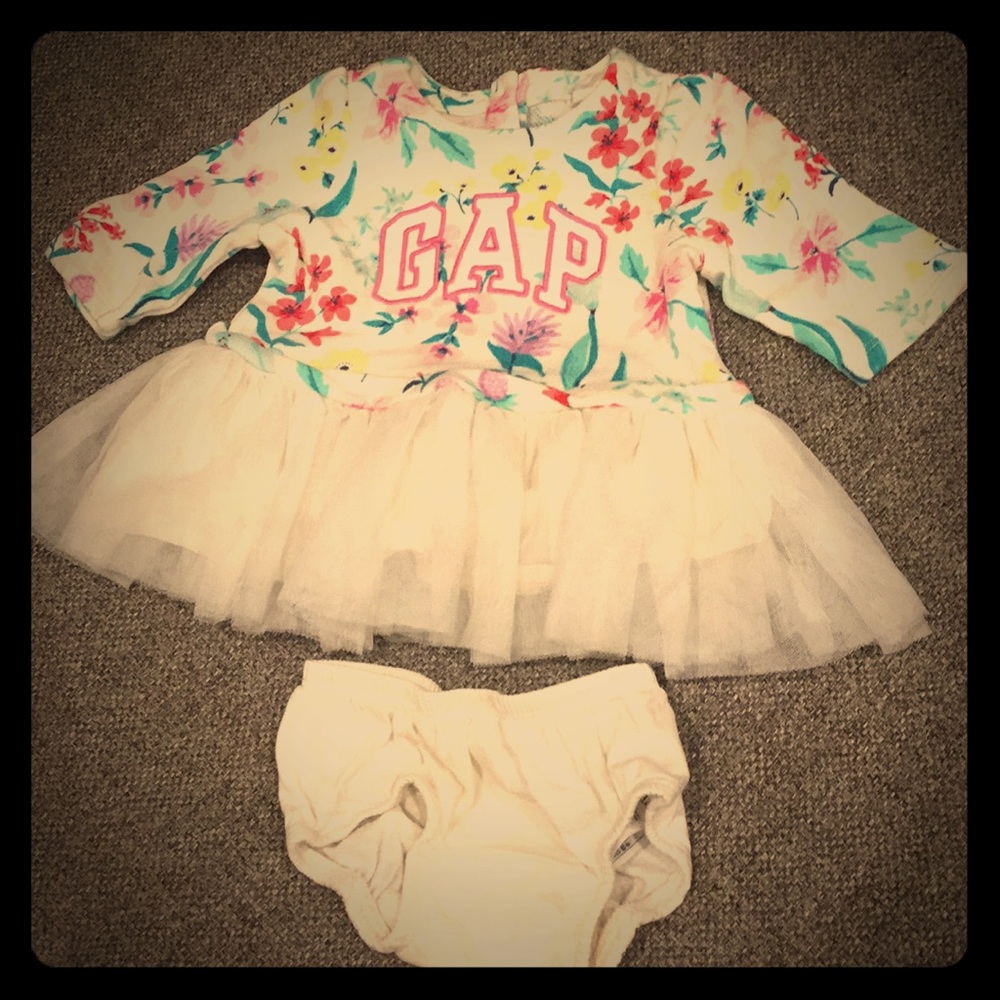 Gap baby girl dress
